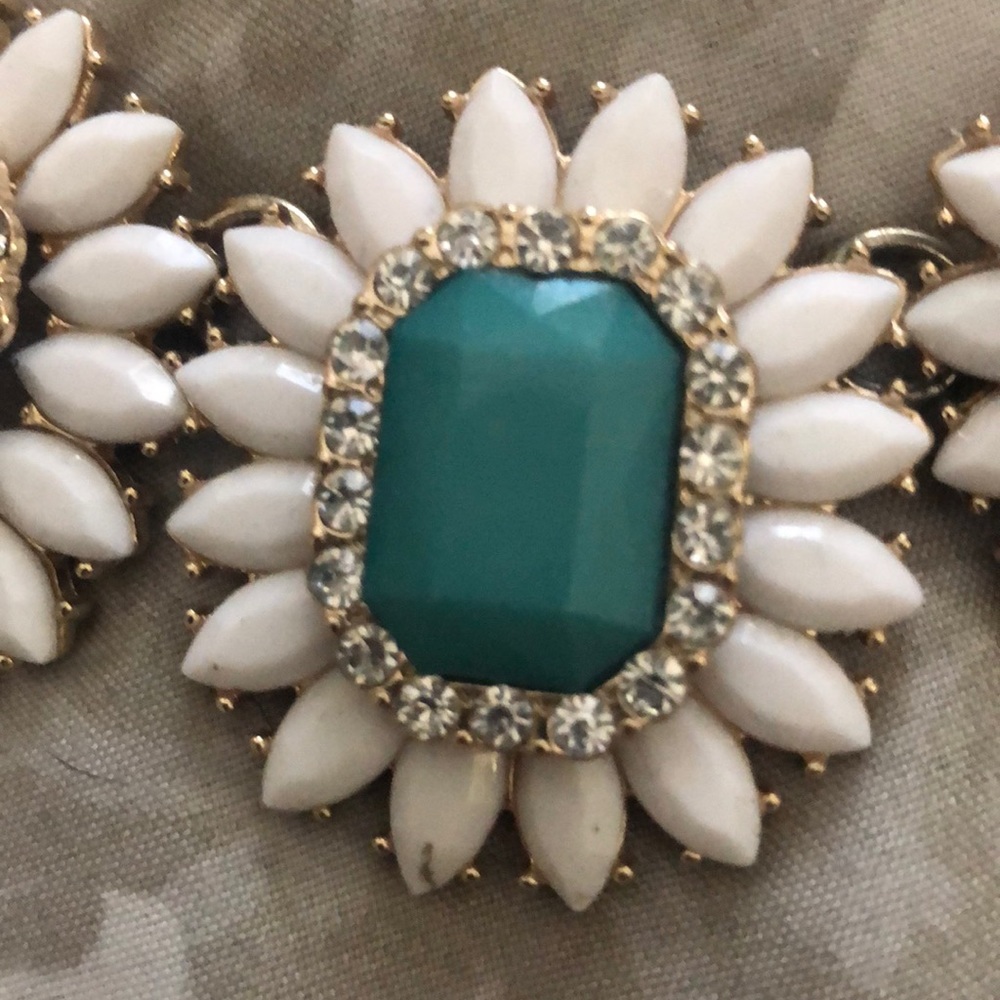 Retro Daisy & Tiffany blue floral necklace - Picture 4 of 6